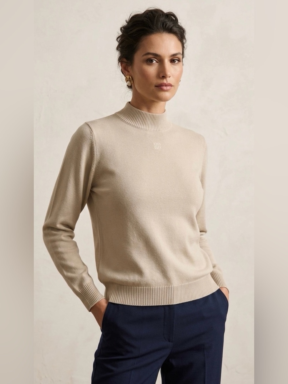 Givenchy Sport Vintage Cream Logo High Mock Neck Knit Back Zip Sweater Size 36